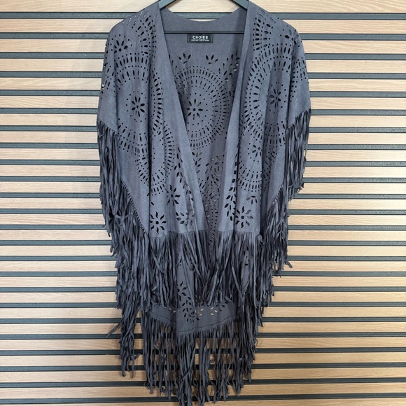 Choies Sweaters - CHOiES Gray Laser-Cut Fringe Cardigan Shawl